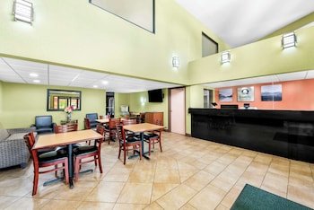 Quality Inn Selma