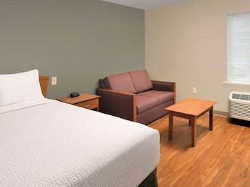 WoodSpring Suites Louisville Clarksville
