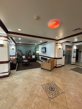 Sleep Inn & Suites