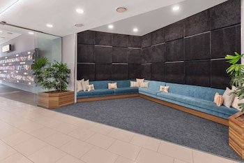 Oaks Brisbane Festival Suites