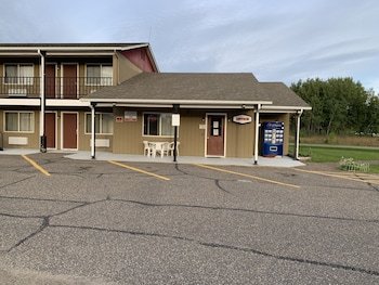 Pine River Inn
