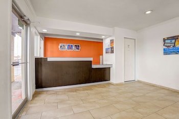 Motel 6 Clovis NM