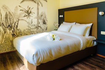 De Beek Anno 1410 Hotel