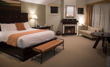 The Emerson Resort & Spa