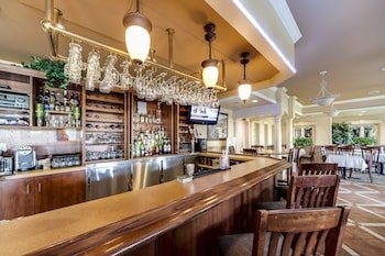 Monte Carlo Inn Toronto Brampton Suites