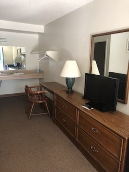 Gravity Inn Motel