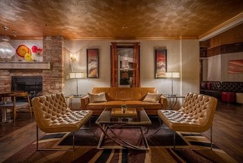 Canyons Boutique Hotel