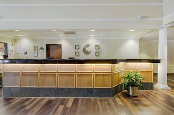 Comfort Suites La Porte