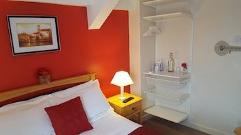 Creedon's Traditional Irish Welcome Inn B&B
