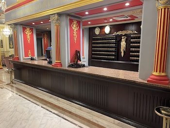 Cosmopolitan Plaza INN Hotel