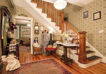 Alling House Bed and Breakfast