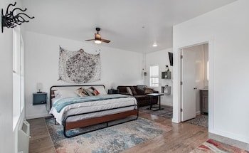 Winzig Lodge