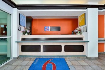 Motel 6