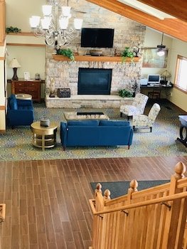 AmericInn by Wyndham Kewanee