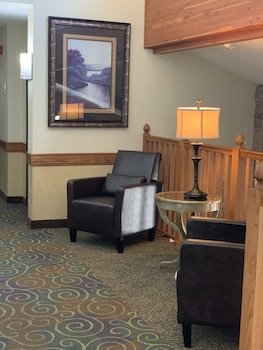 AmericInn by Wyndham Kewanee
