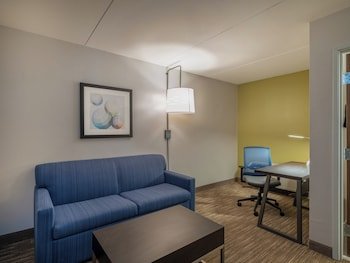 Holiday Inn Express Minneapolis West - Plymouth