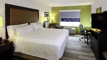 Holiday Inn Express & Suites Ironton