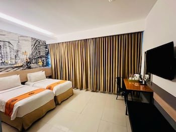 Avirahotel Panakkukang