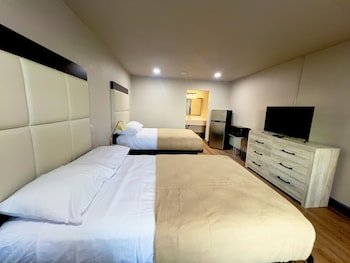 Economy Inn & Suites Tulsa