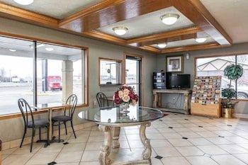 Econo Lodge Seymour
