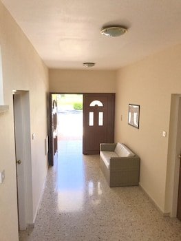 Himonas Apartments