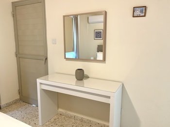 Himonas Apartments