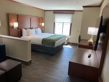 Comfort Suites West Monroe Near Ike Hamilton Expo Center