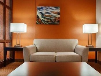 Best Western Plus Lubbock Windsor Inn