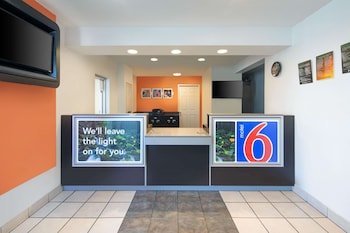 Motel 6