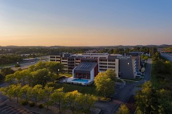 DoubleTree by Hilton Hotel Pittsburgh - Cranberry