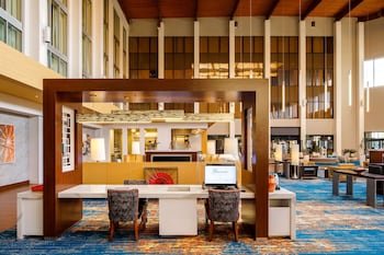DoubleTree by Hilton Hotel Pittsburgh - Cranberry
