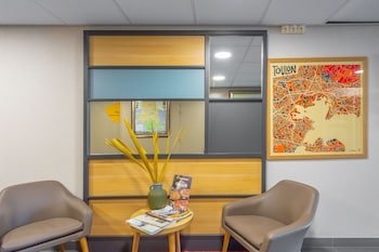 B&B Hôtel Toulon Ollioules