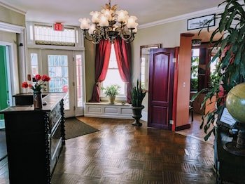 The Chelsea Pub and Hotel