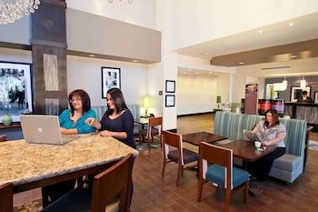 Hampton Inn and Suites Winnie