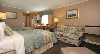 Pier 7 Condominiums