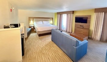 Country Inn & Suites by Radisson, Downtown Albany New York