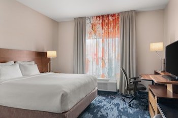 Fairfield Inn & Suites Alexandria