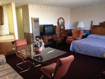 Warrick Plaza Inn