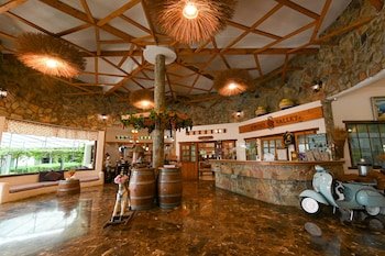 Swiss Valley Hip Resort