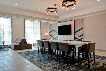Hilton Garden Inn Kansas City Kansas