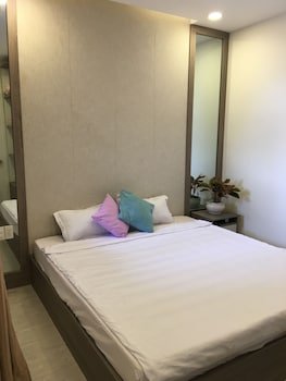 The GoldView Luxury Apartment