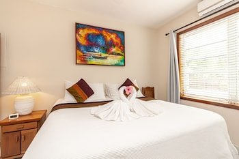 Coral Bay Villas