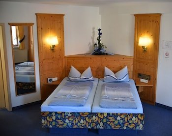 Gasthof Zum Goldenen Schiff