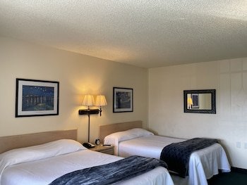 Crown Motel