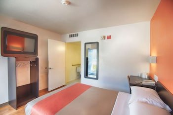 Motel 6 Mammoth Lakes