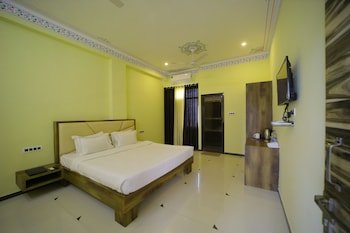 The Sky Comfort Shiv Ashray Resort