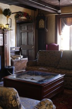 Beekman Arms & Delamater Inn