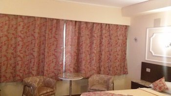 Kanzy Hotel