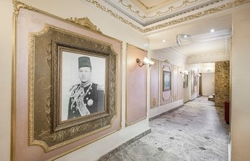 Kanzy Hotel