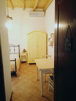 Tobia's House